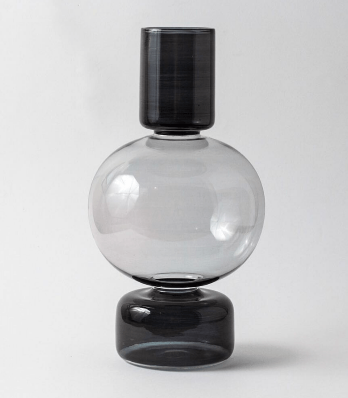 Curved Vase Black